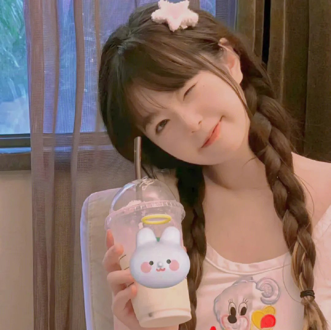 不该凋谢的玫瑰